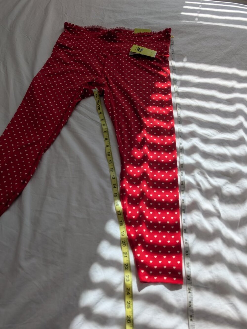 NWT All In Motion Heart Print 7/8 Leggings in Size XXL - Picture 16 of 16